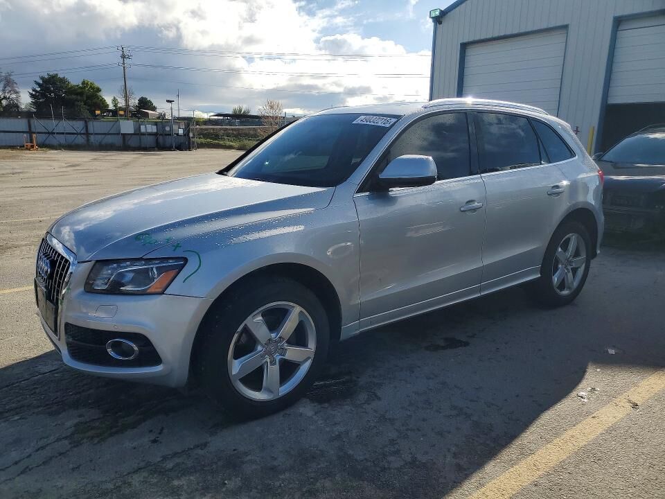 2011 AUDI Q5