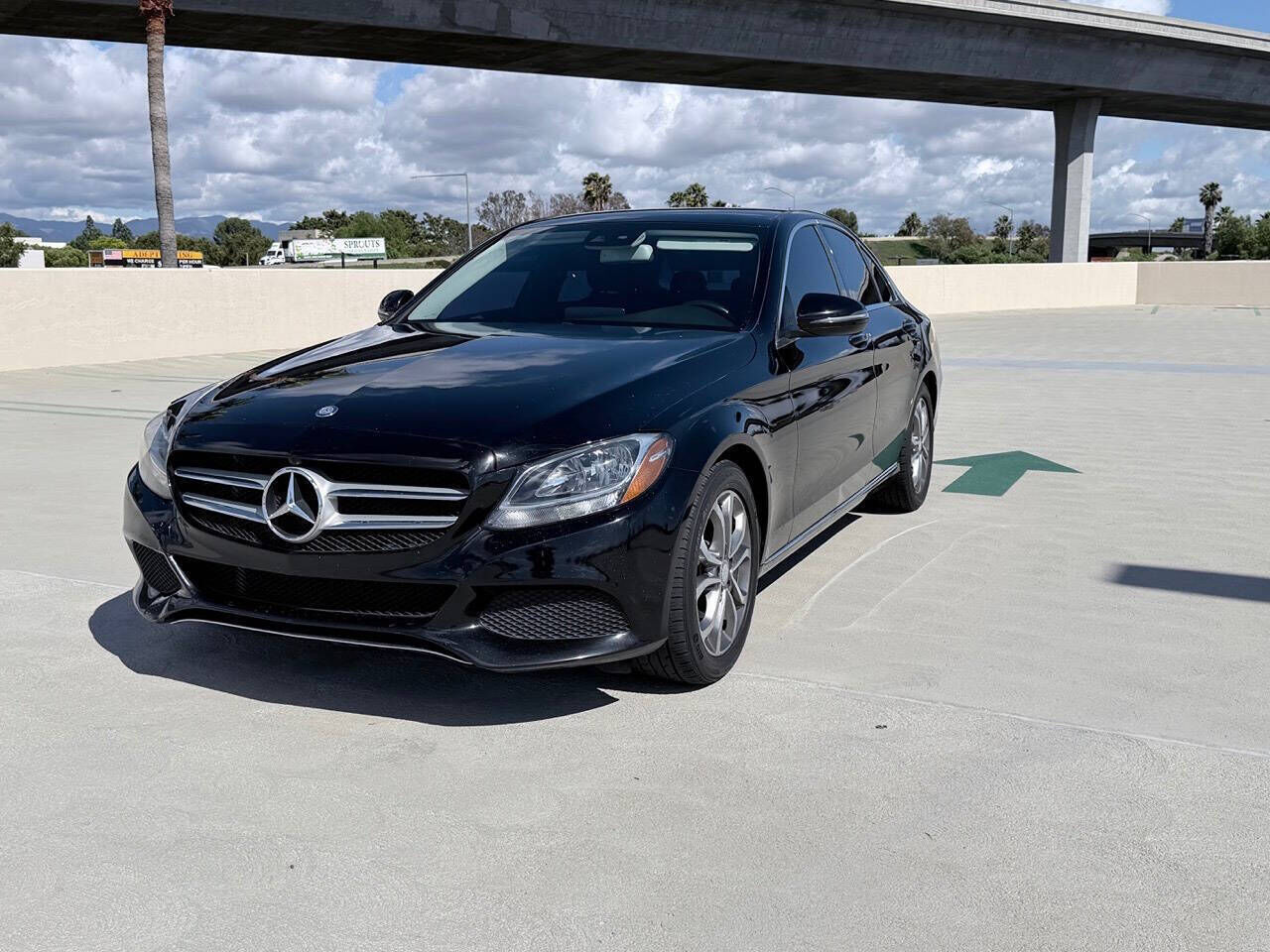 2016 MERCEDES-BENZ C-Class