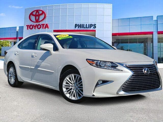 2016 LEXUS ES