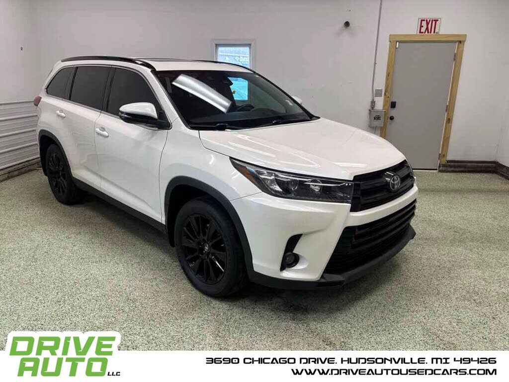 2019 TOYOTA Highlander