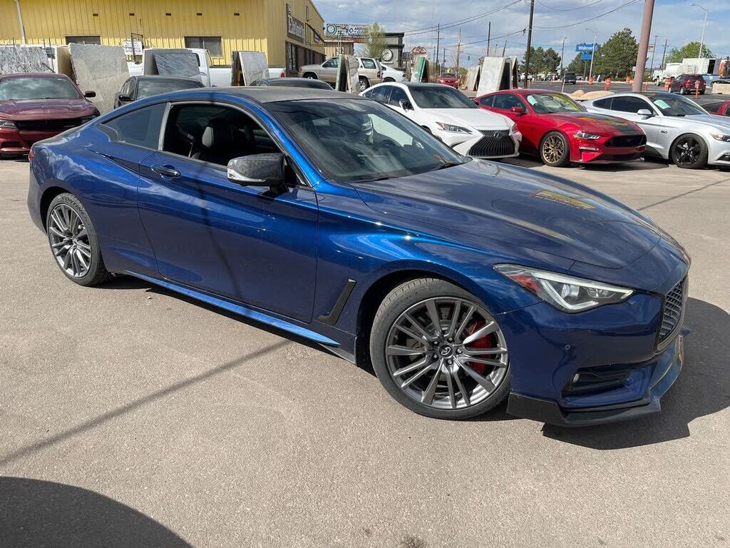 2017 Infiniti Q60