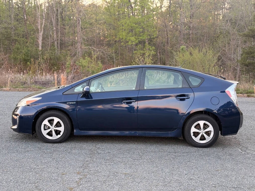 2013 TOYOTA PRIUS