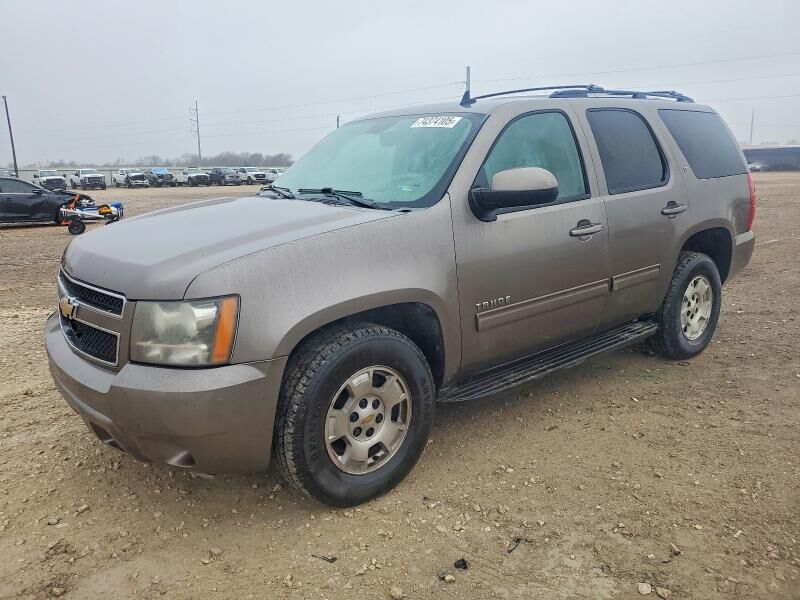 2011 CHEVROLET Tahoe