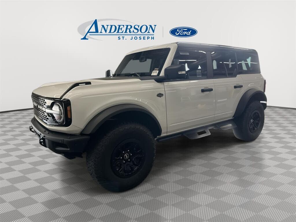 2024 FORD Bronco