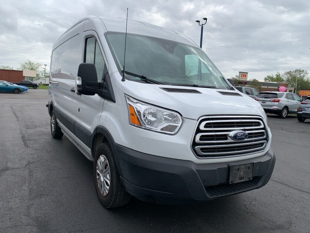 2019 FORD Transit
