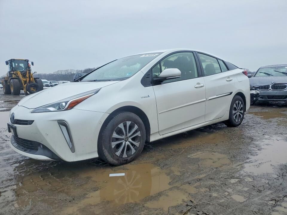 2019 TOYOTA PRIUS