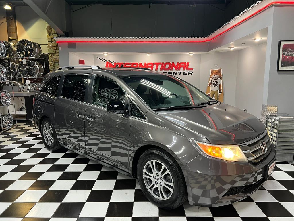 2011 HONDA Odyssey