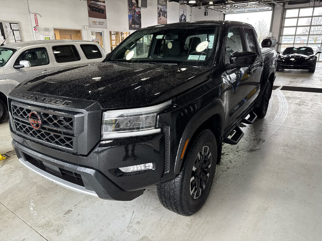 2022 NISSAN Frontier