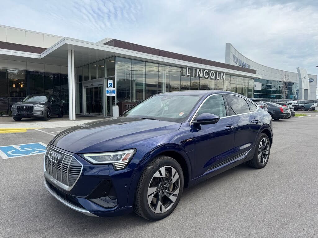 2022 AUDI e-tron Sportback