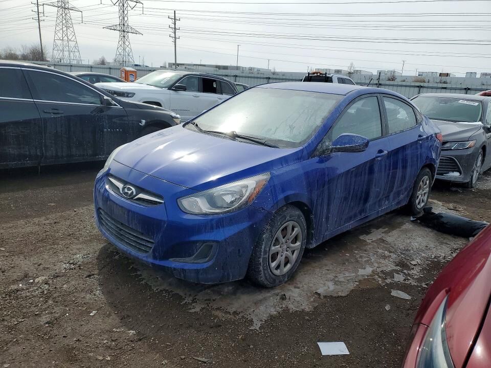 2014 HYUNDAI Accent