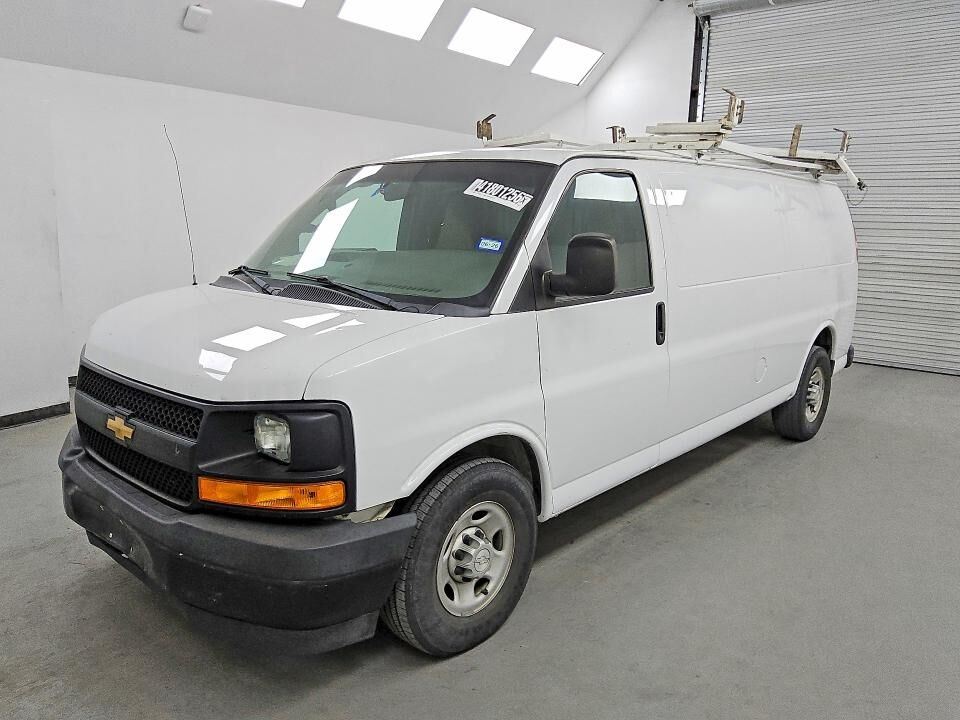 2017 CHEVROLET Express