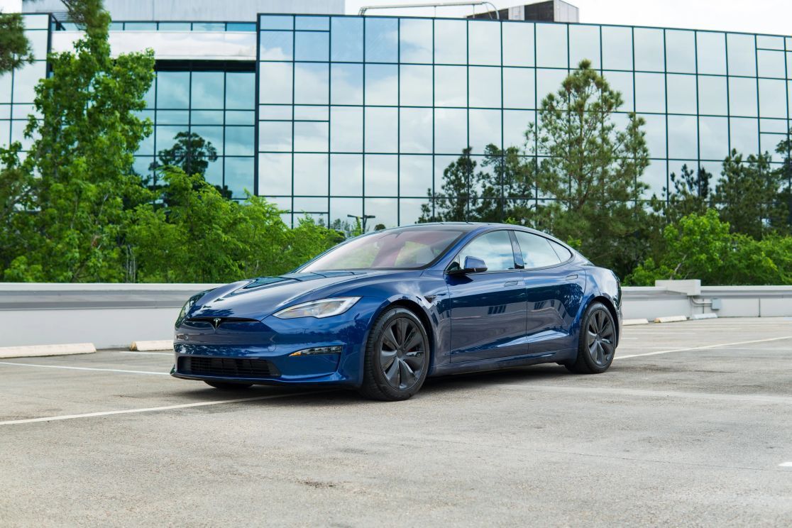 2023 TESLA Model S
