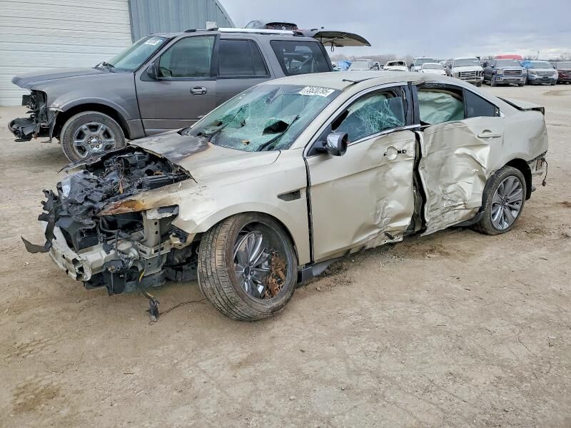 2010 FORD Taurus