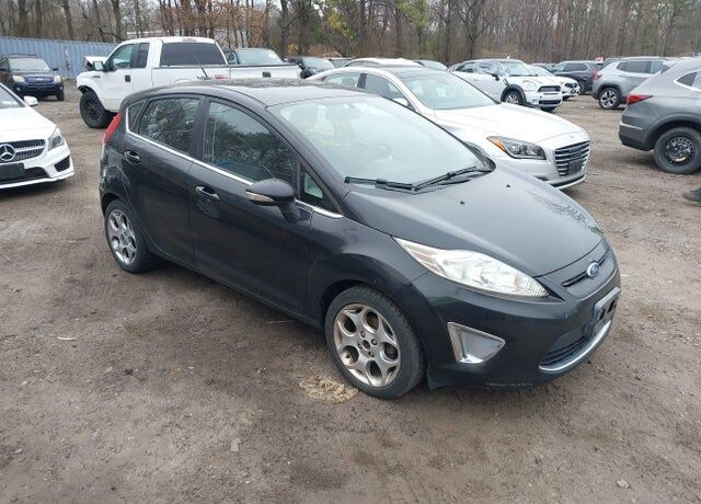 2011 FORD Fiesta