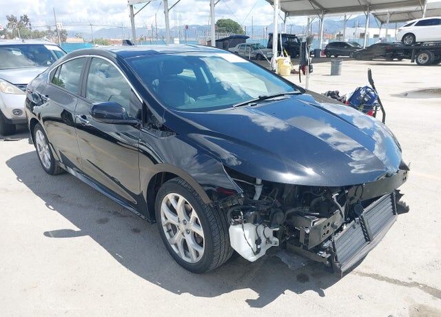 2017 CHEVROLET Volt