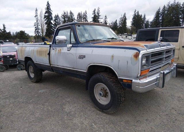 1990 DODGE W-Series
