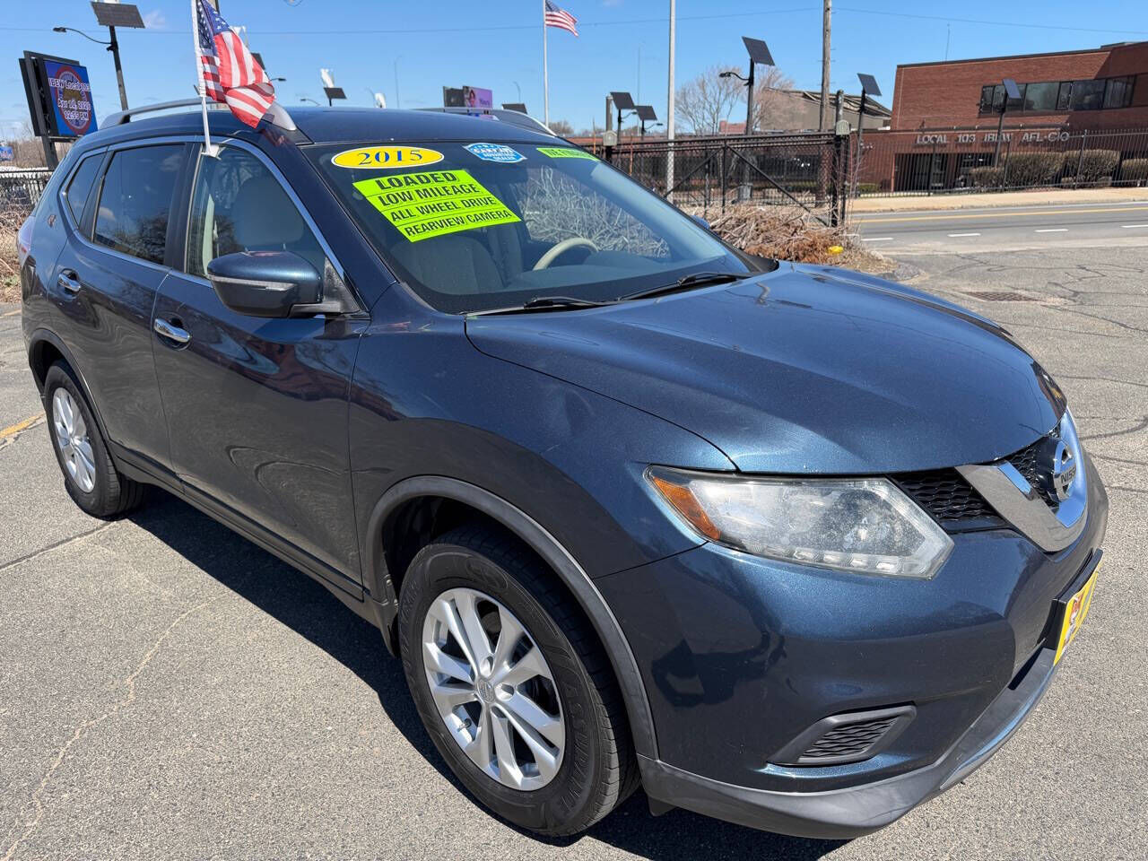 2015 NISSAN Rogue