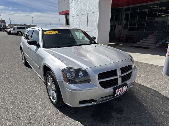 2005 DODGE Magnum