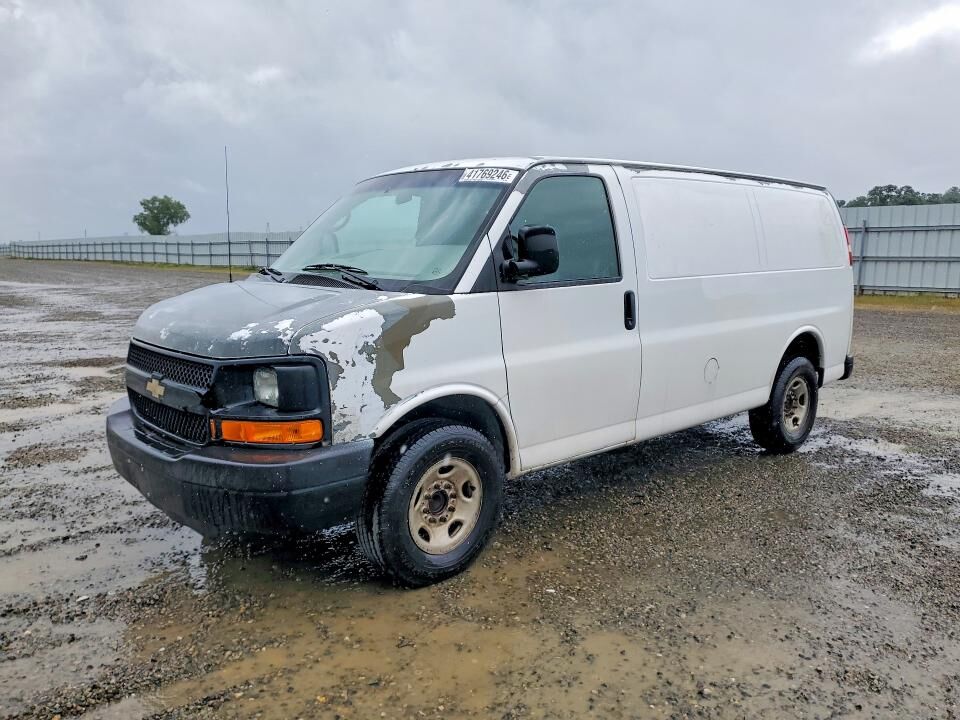 2010 CHEVROLET Express