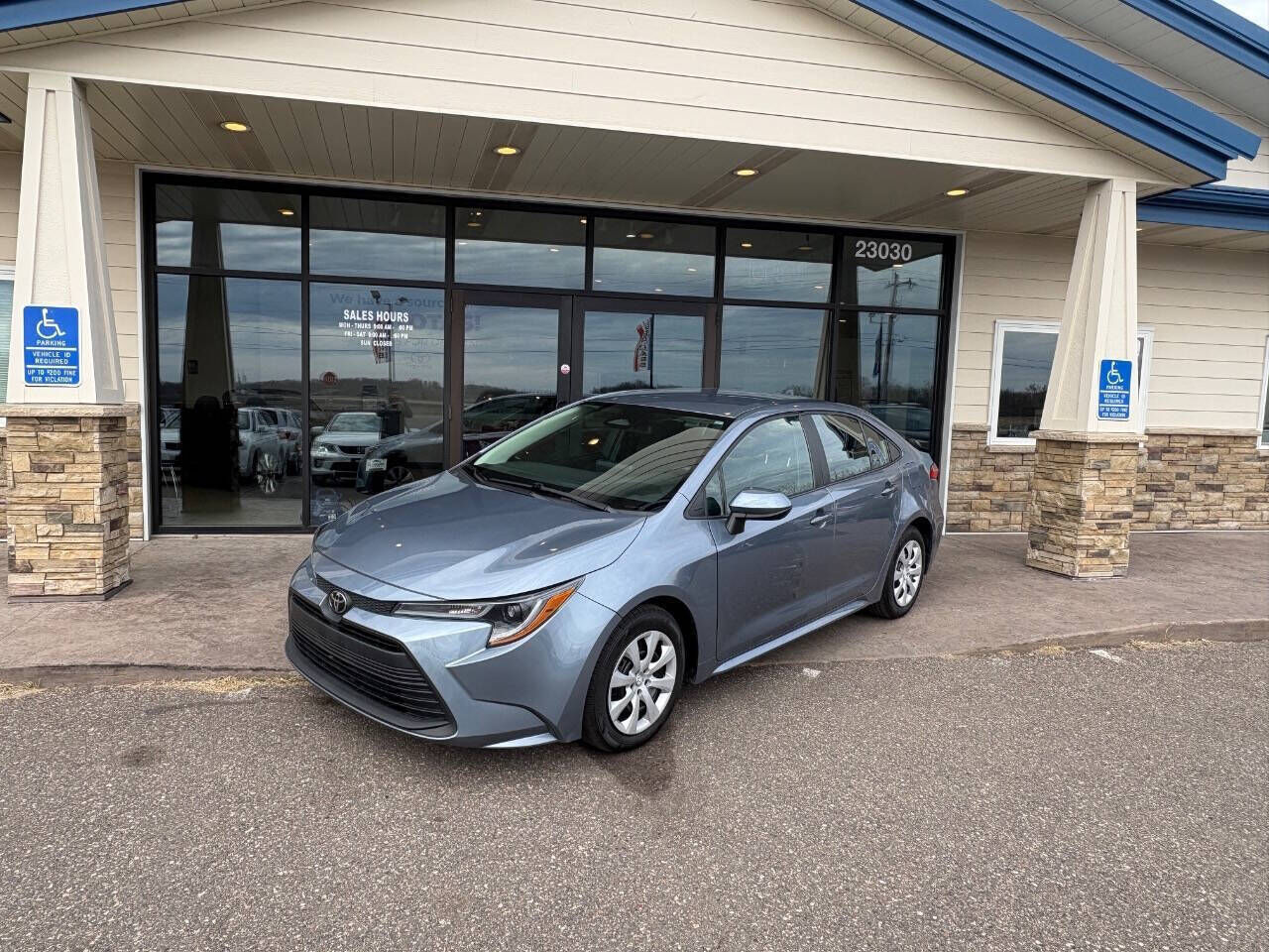 2024 TOYOTA Corolla