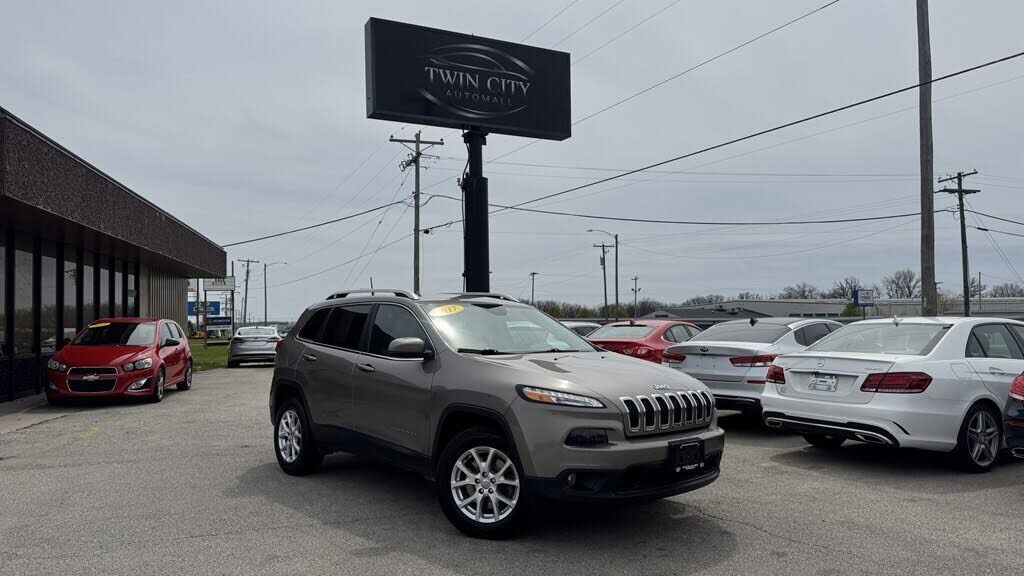 2017 JEEP Cherokee