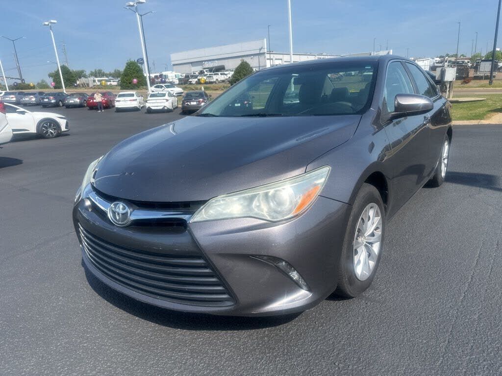 2016 TOYOTA Camry