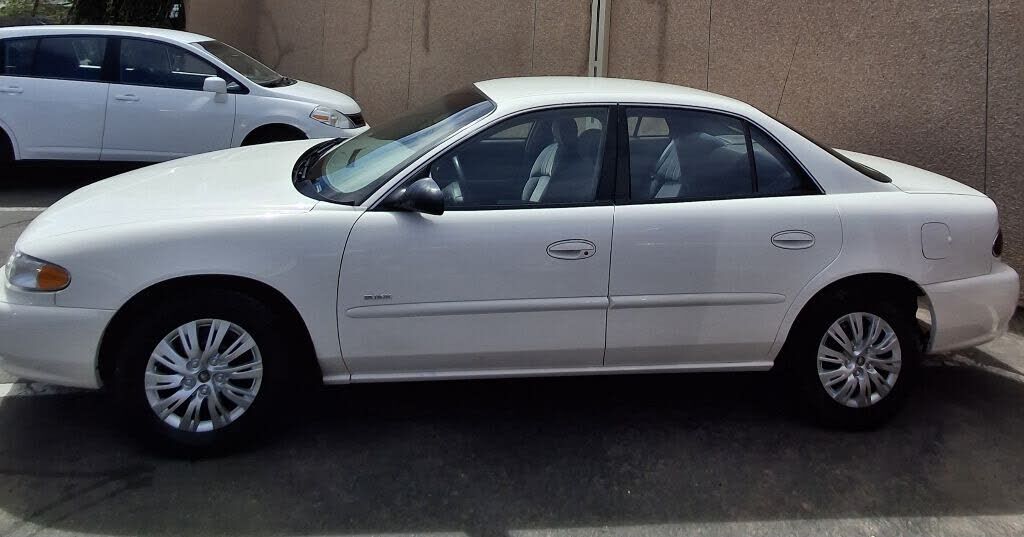 2004 BUICK Century