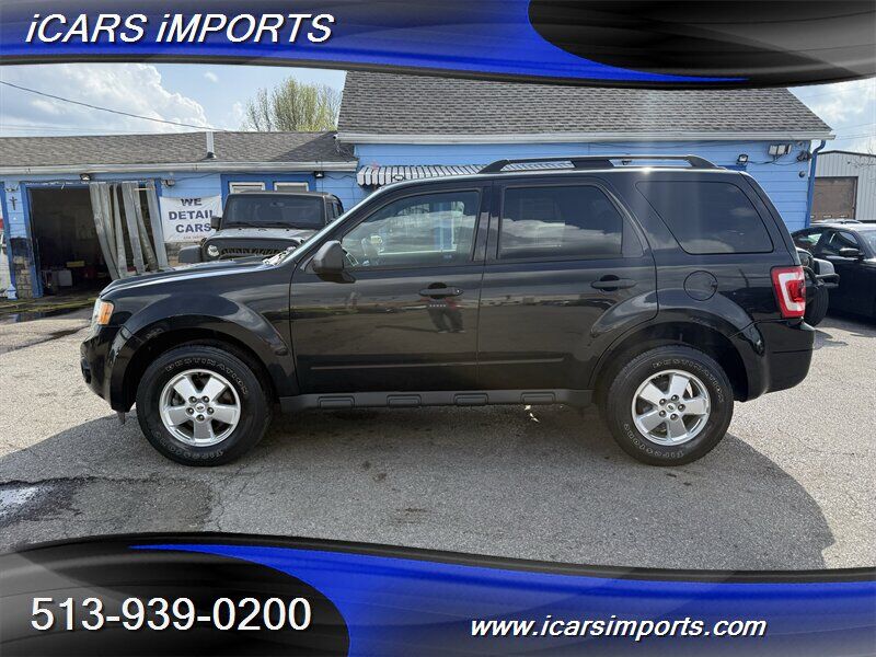 2011 FORD Escape
