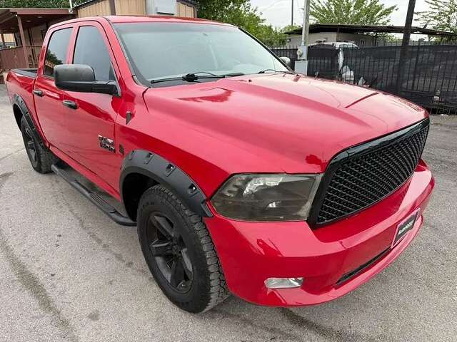 2012 DODGE Ram