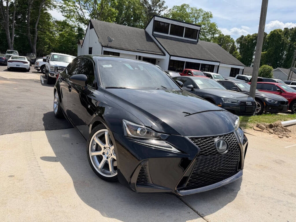 2017 LEXUS IS