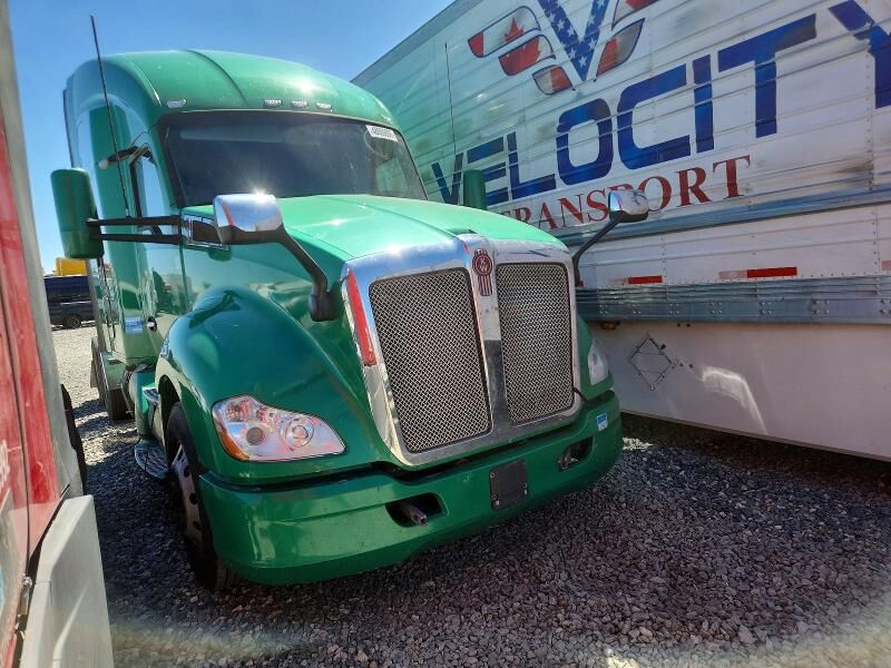 2019 KENWORTH T680