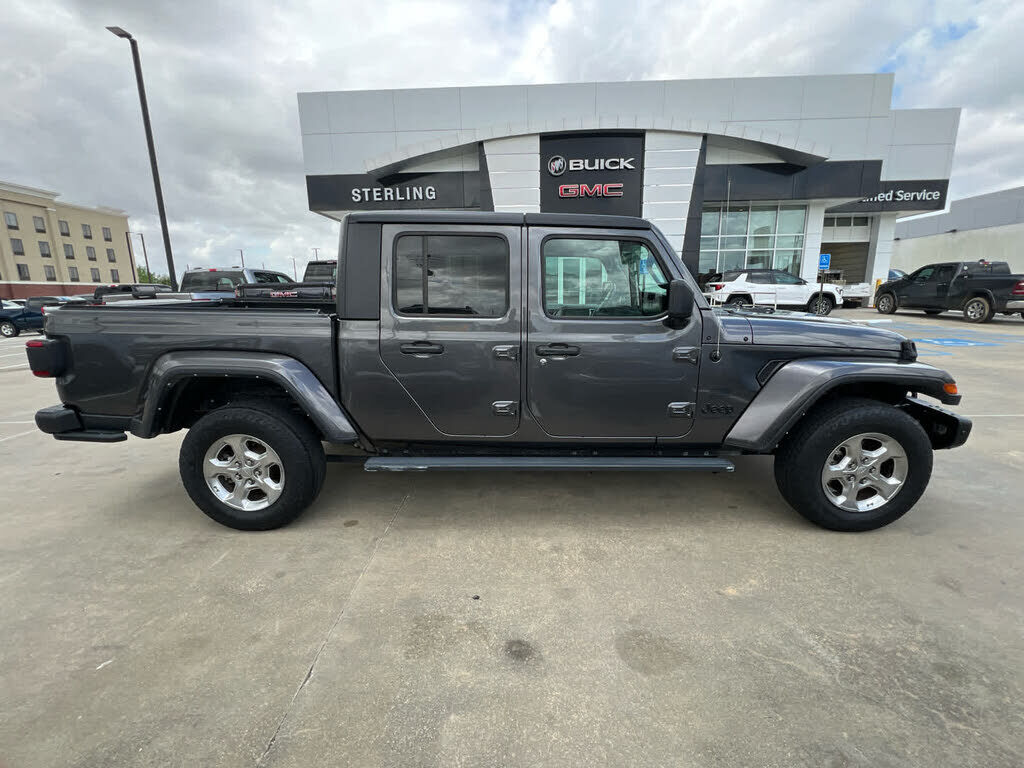 2021 JEEP Gladiator
