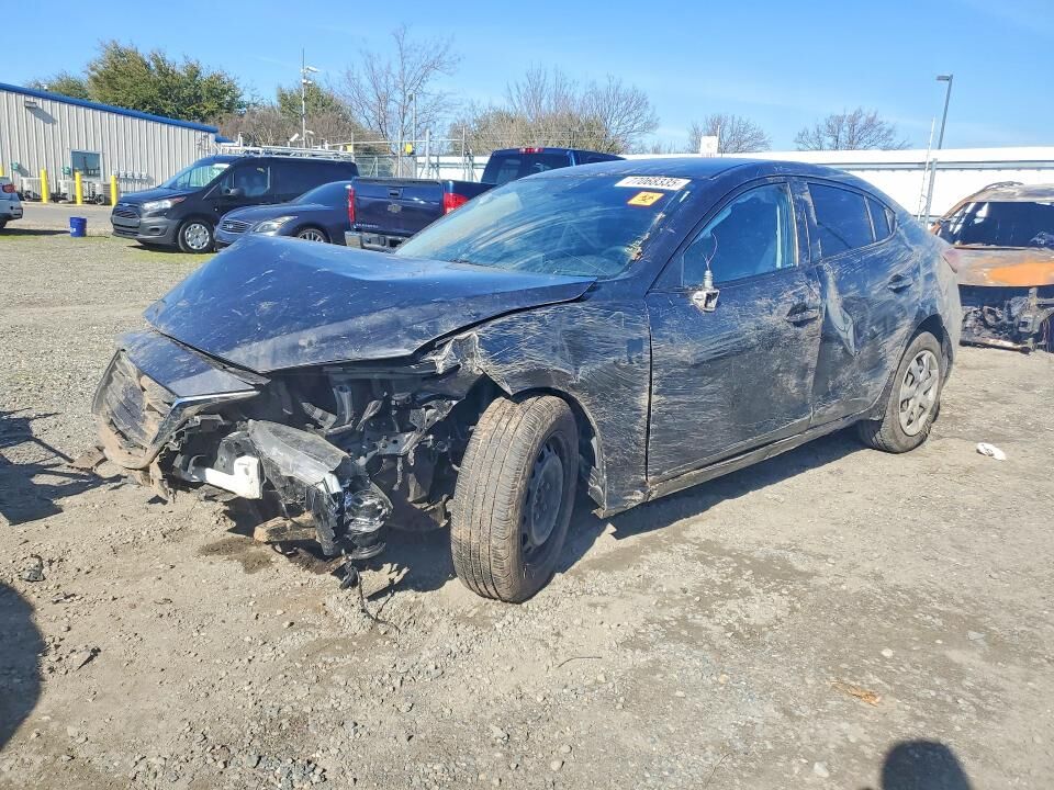 2016 MAZDA Mazda3