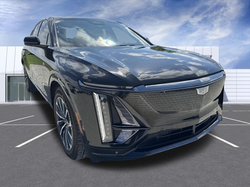 2024 CADILLAC Lyriq