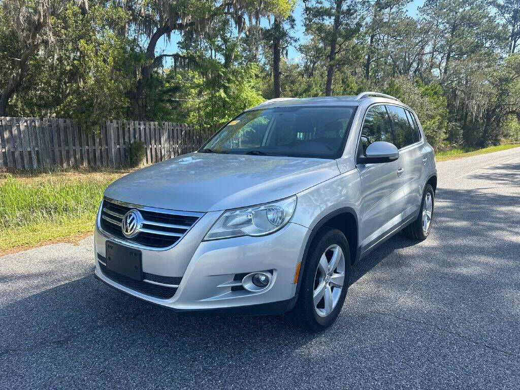 2010 VOLKSWAGEN Tiguan