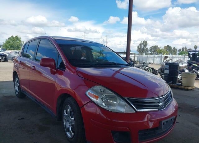 2012 NISSAN Versa