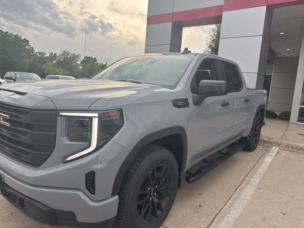 2025 GMC Sierra