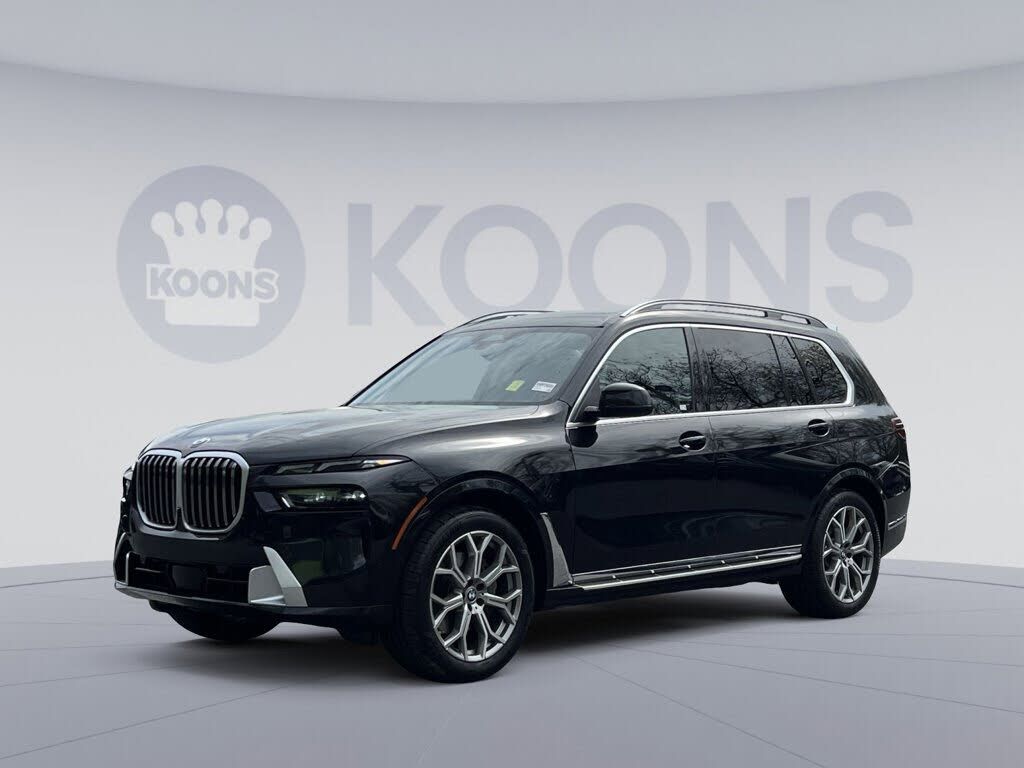 2025 BMW X7