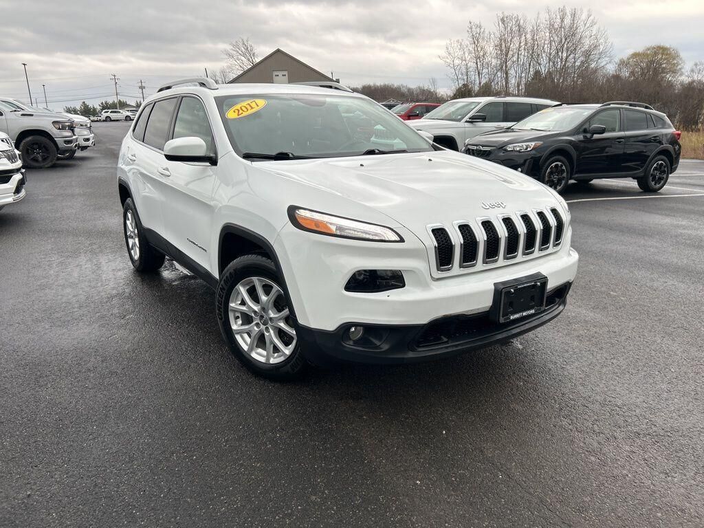 2017 JEEP Cherokee