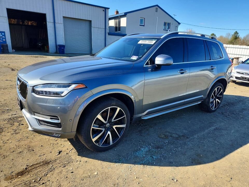 2018 VOLVO XC90