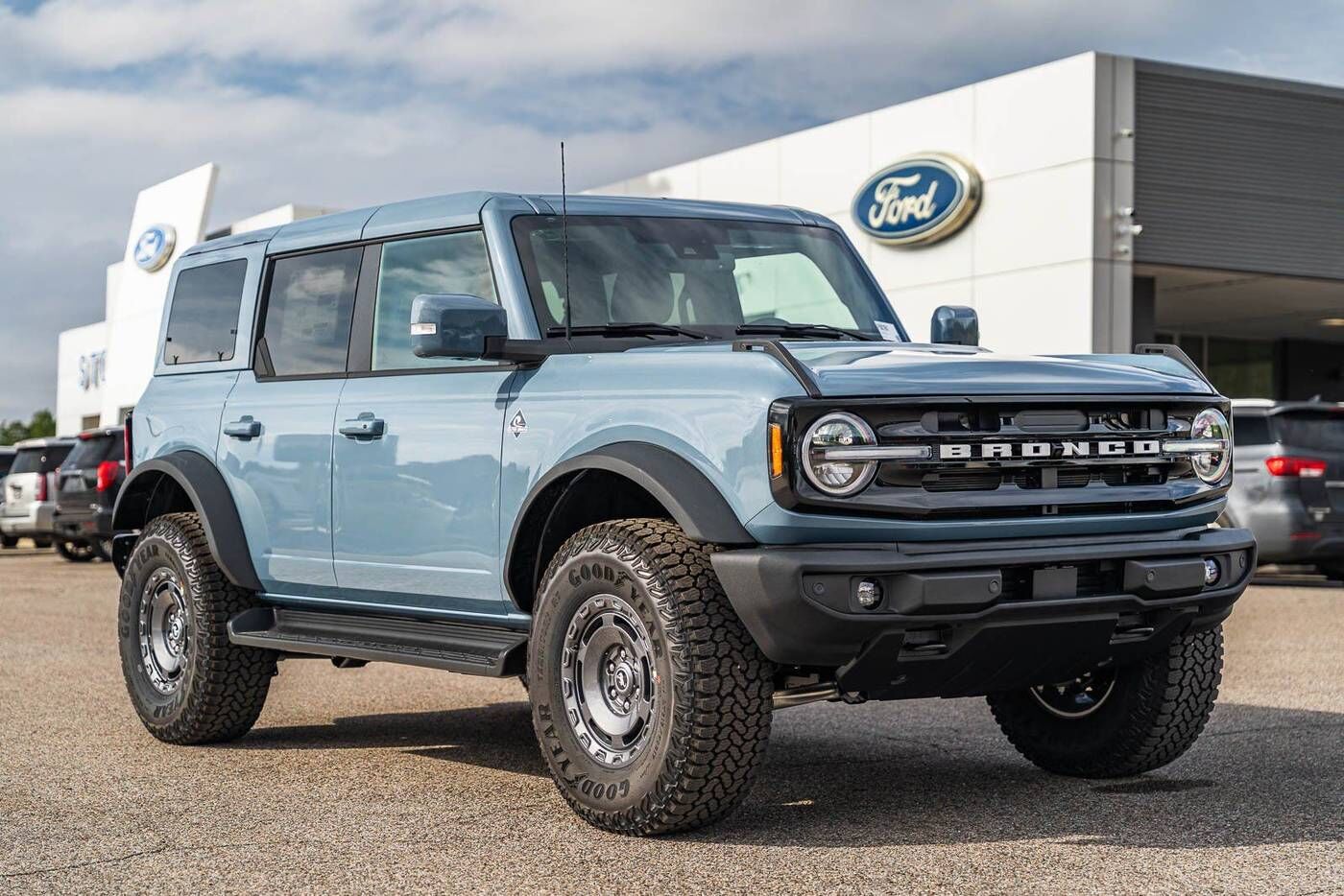 2025 FORD Bronco