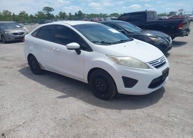 2012 FORD Fiesta