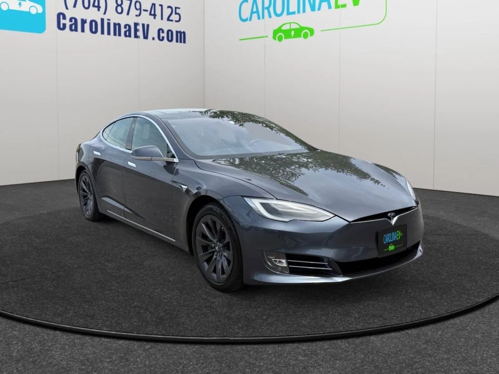 2017 TESLA Model S