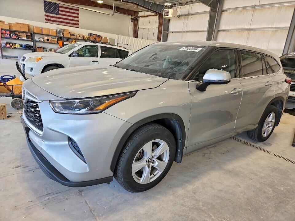 2021 TOYOTA Highlander