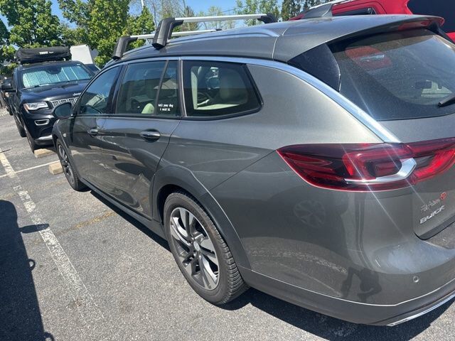 2018 BUICK Regal TourX