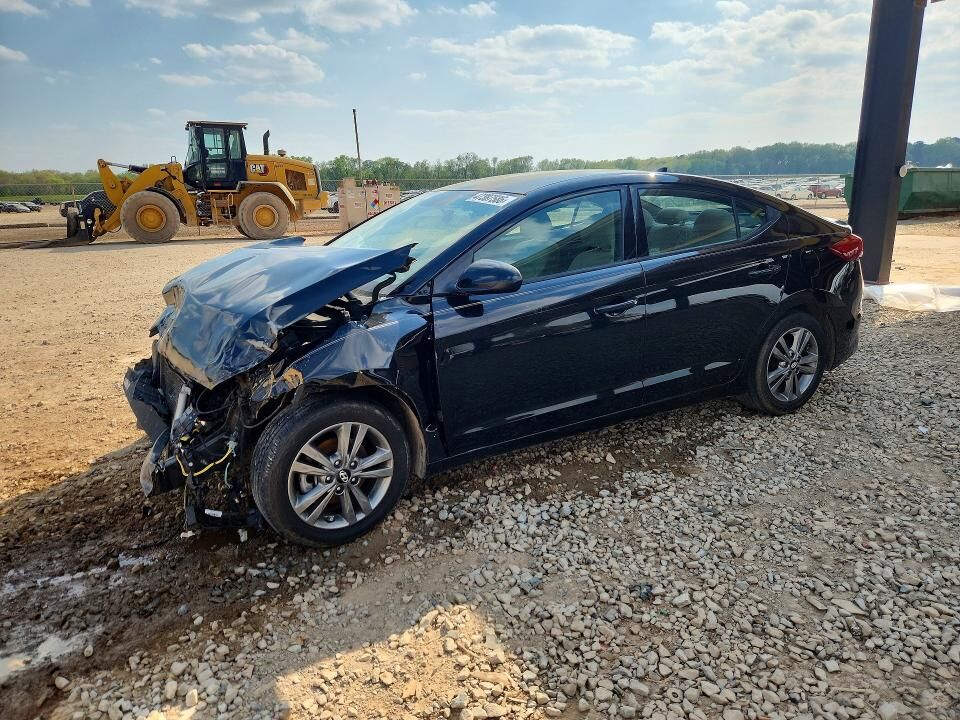 2017 HYUNDAI Elantra