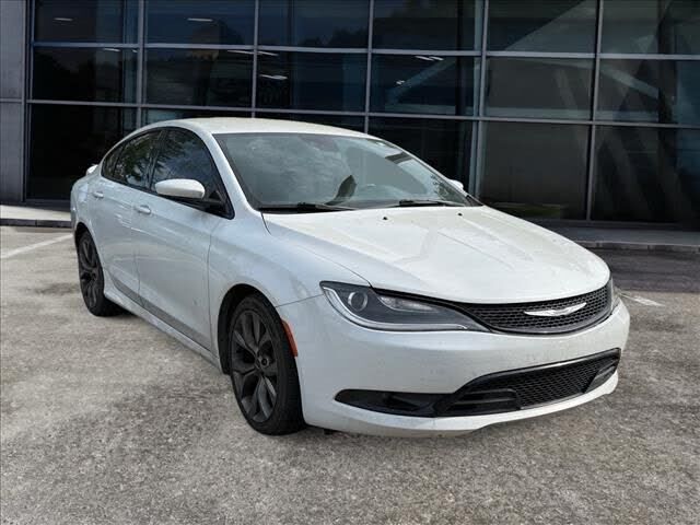 2015 CHRYSLER 200