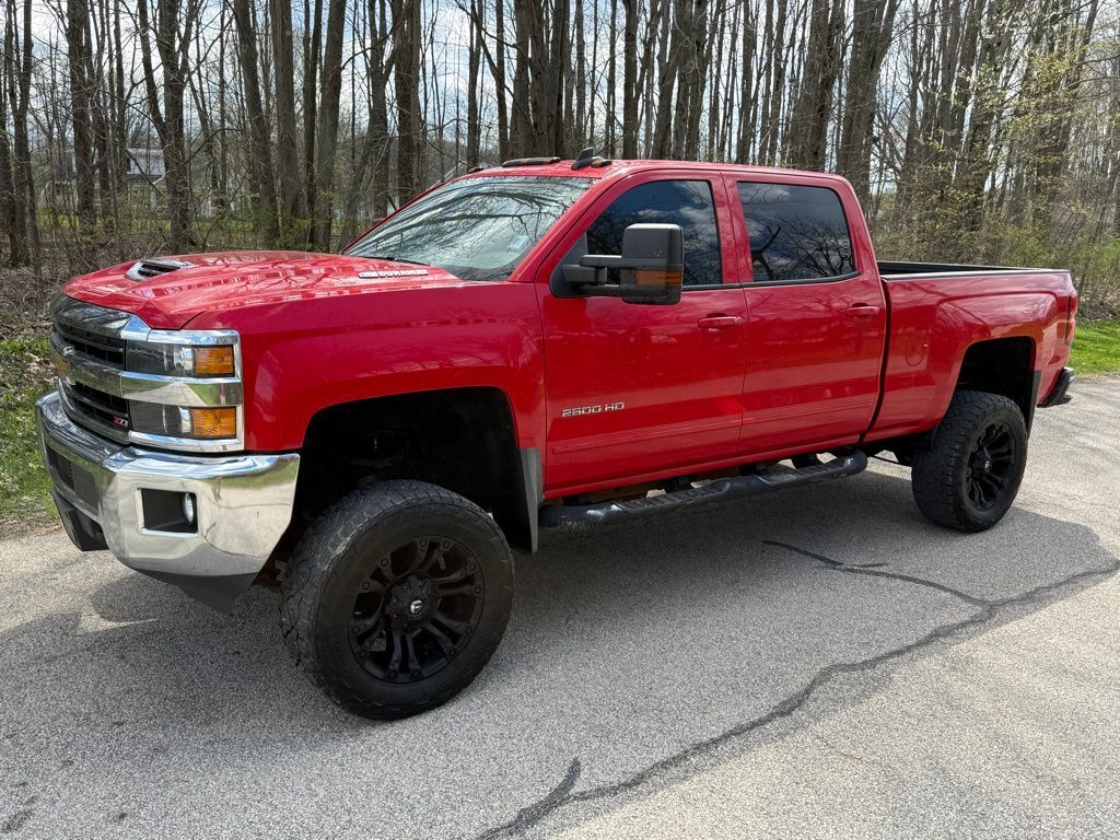 2018 CHEVROLET Silverado