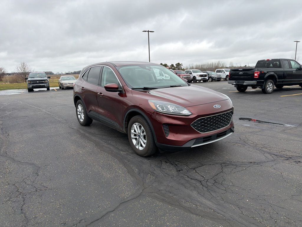 2021 FORD Escape