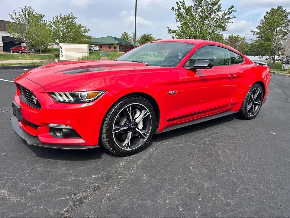 2017 FORD Mustang